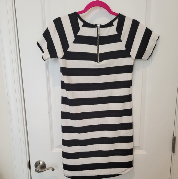 Michael Kors T-shirt Dress - Picture 3 of 6